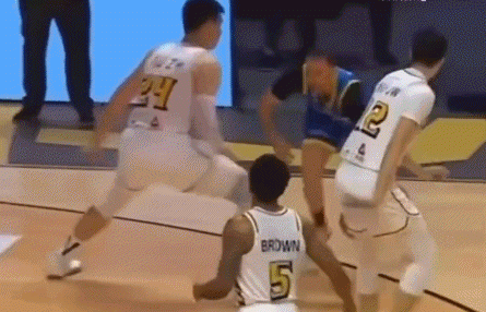 黎巴嫩核心阿拉基亚冠与许钟豪相撞 伤停3个月确定缺席亚洲杯